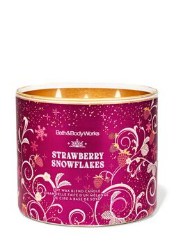 Strawberry Snowflakes 3-Wick Candle image number null