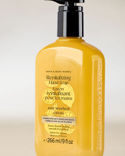 Sun-Washed Citrus Revitalizing Gel Hand Soap image number null
